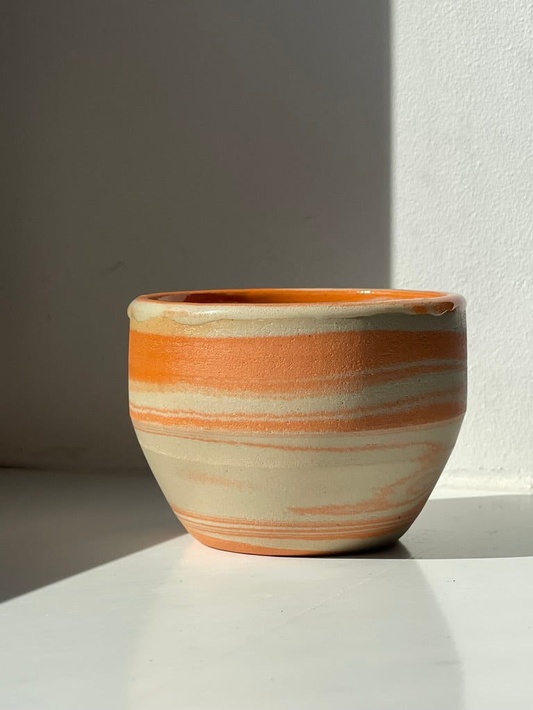 Flat White - V Cup - Orange Marble - 200ml
